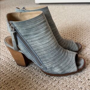 Paul Green Textured Blue Heeled Boots